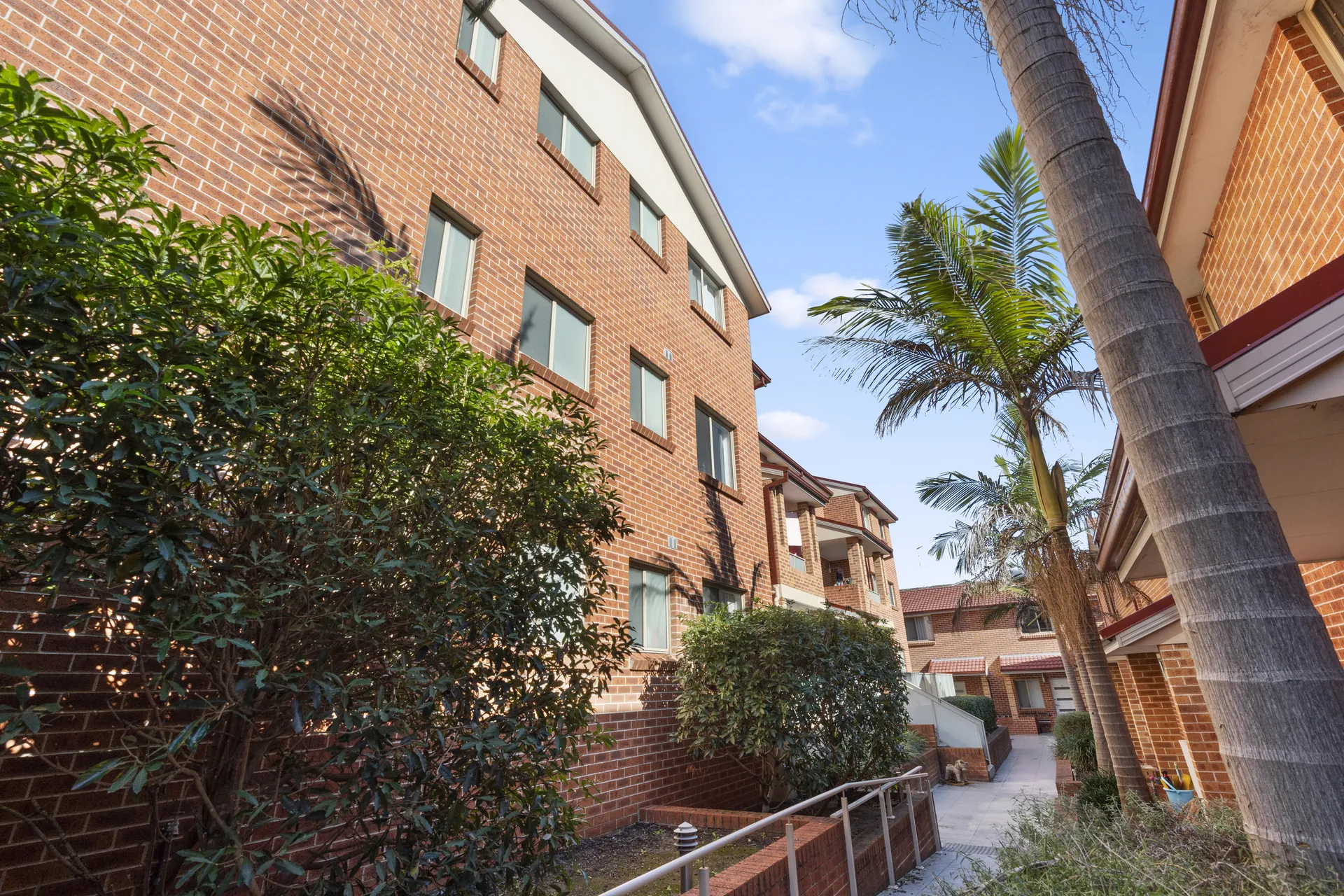 Marlowe Street Apartments & Townhouses