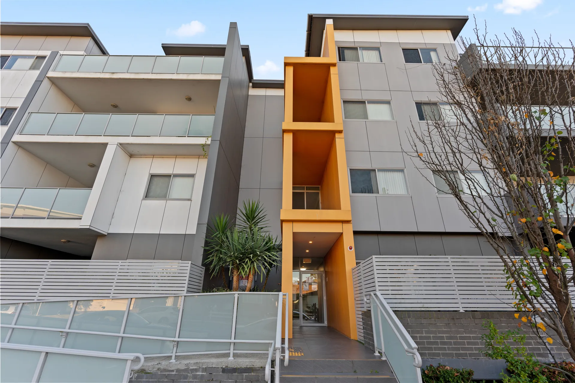 Toongabbie Road Apartments