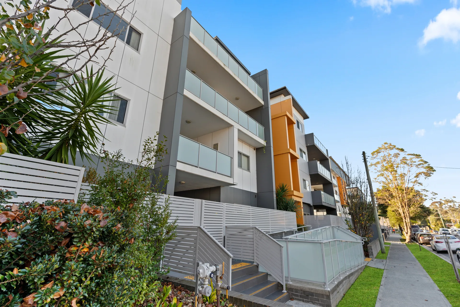 Toongabbie Road Apartments