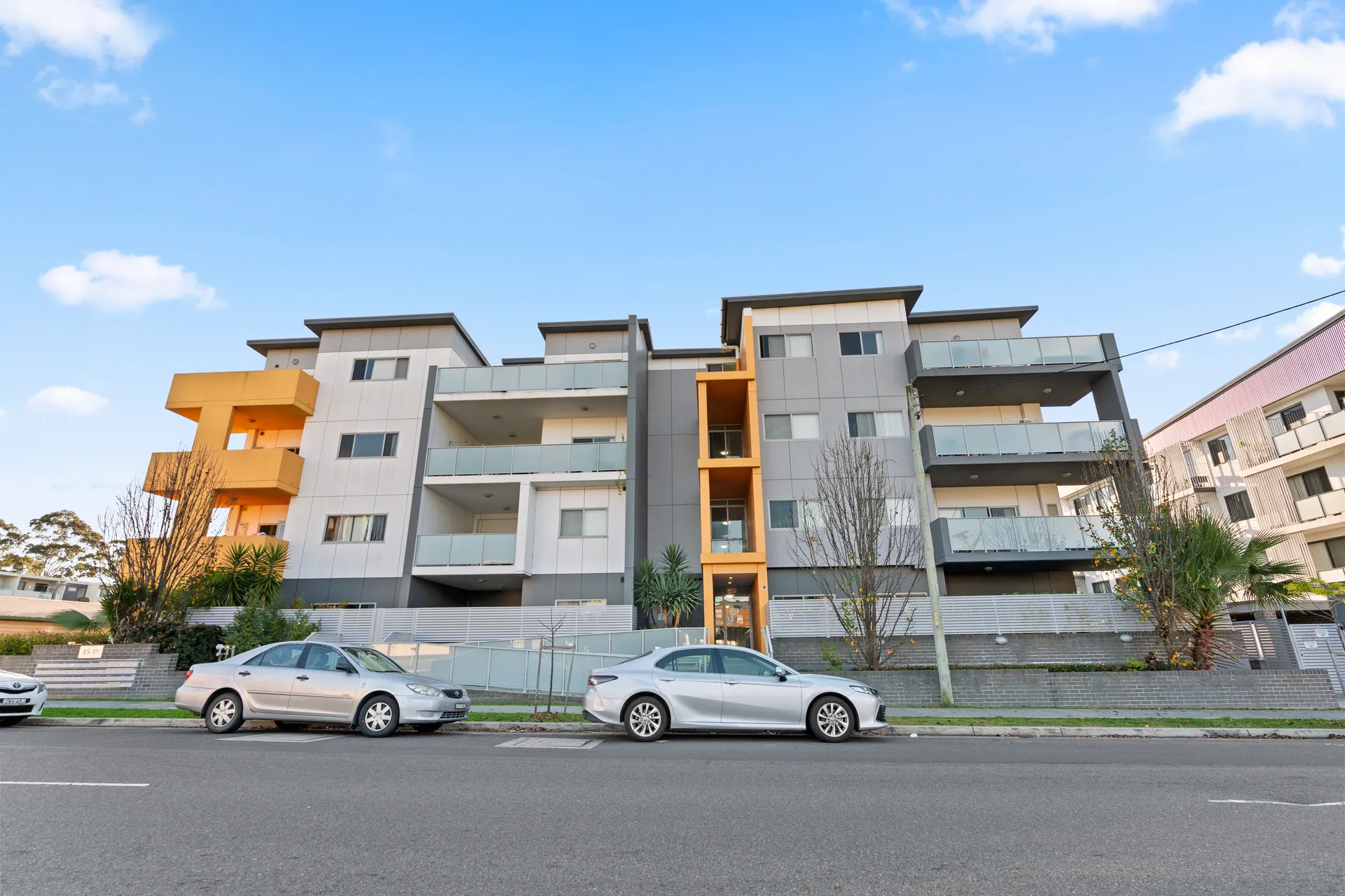 Toongabbie Road Apartments